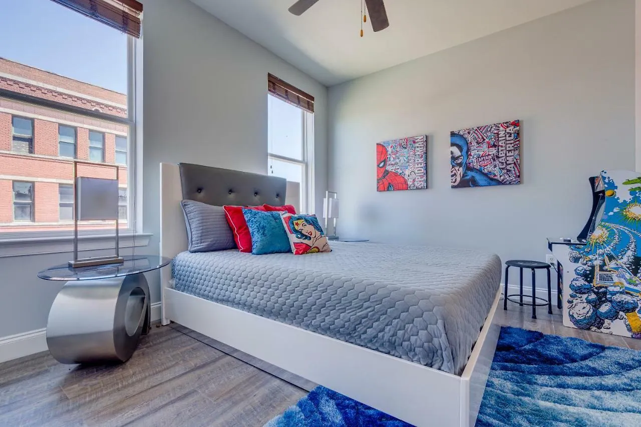 3 Blocks To Beale, 4B 6B, Garage, Roof Top Deck, Hot Tub, View, Sleeps 18 Memphis Stany Zjednoczone Ameryki